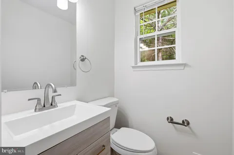 $3,000 | 9113 Bramble Bush Court, Gaithersburg, MD 20879