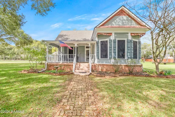 $340,000 | 8916 Eastwood Drive, Abbeville, LA 70510