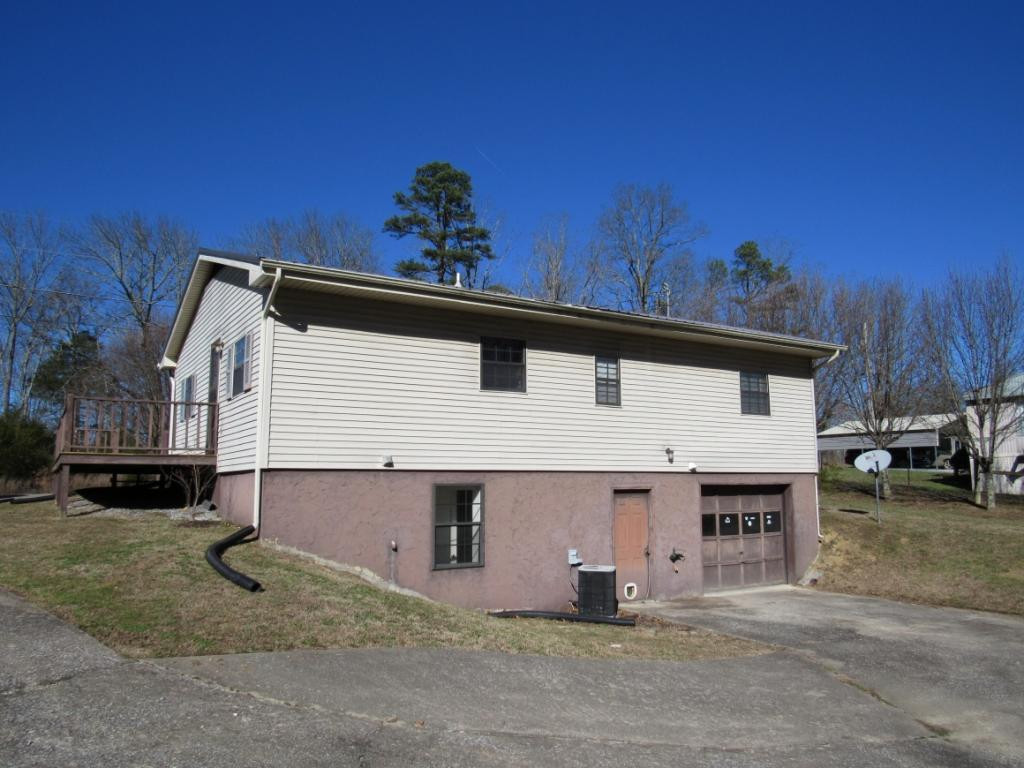 60 Snake Road Mosheim, TN 37818 - Photo 23 of 26 Rear of Home