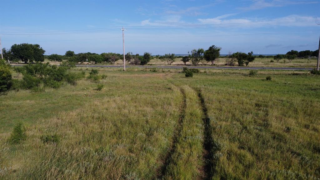 8623 Us-83 Ovalo, TX 79541 - Photo 21 of 40 a view of a lake with houses in back