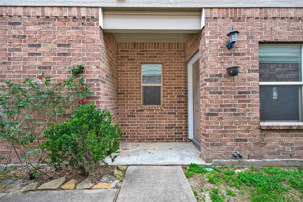 $1,850 | 17110 Amarose Drive, Houston, TX 77090