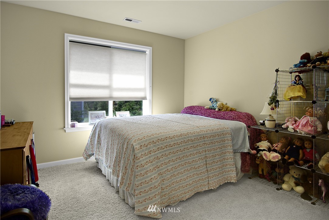 4752 Rutherford Circle Southwest Port Orchard, WA 98367 - Photo 11 of 21 Gallery Image 11