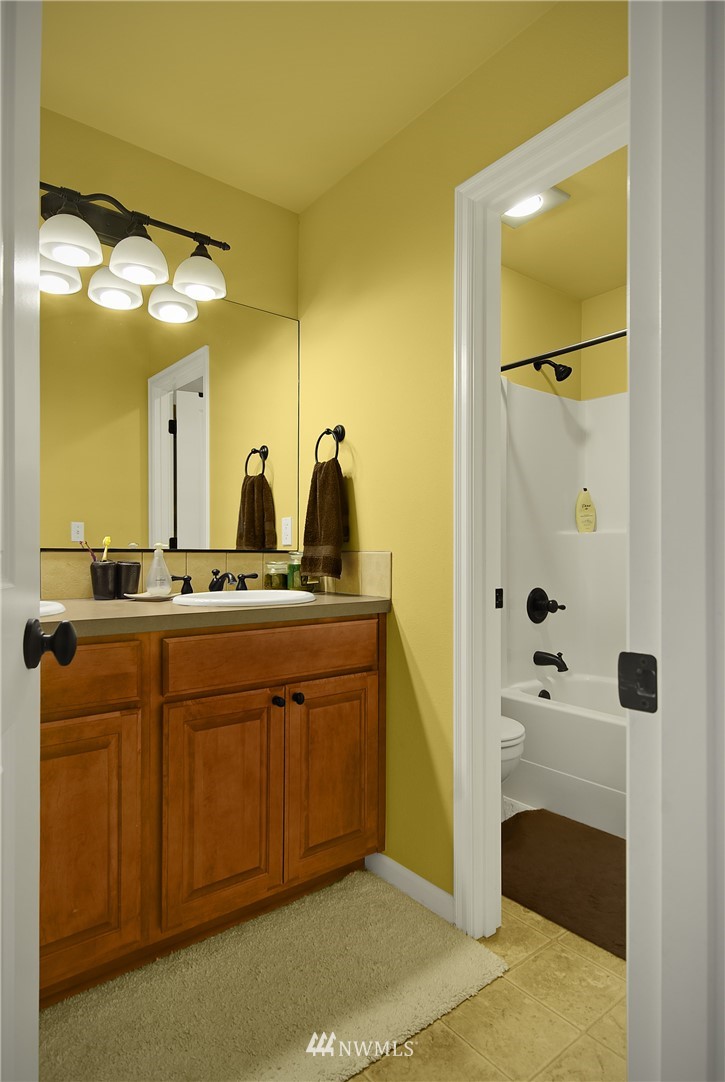 4752 Rutherford Circle Southwest Port Orchard, WA 98367 - Photo 12 of 21 Gallery Image 12