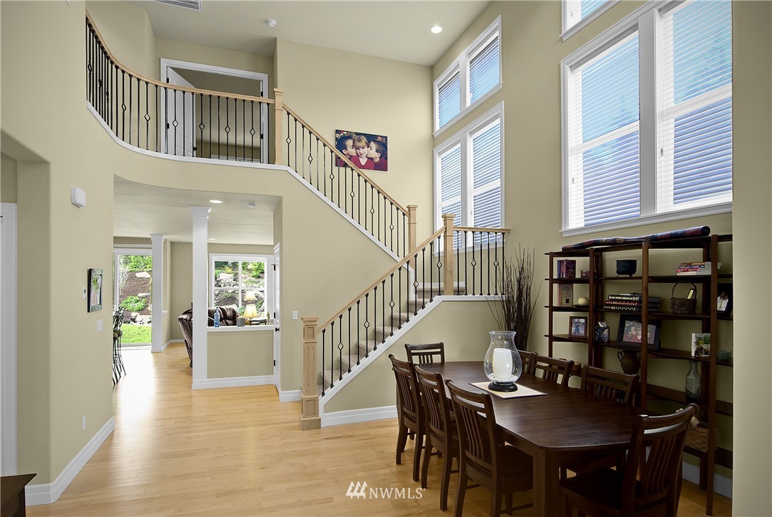 4752 Rutherford Circle Southwest Port Orchard, WA 98367 - Photo 5 of 21 Gallery Image 5