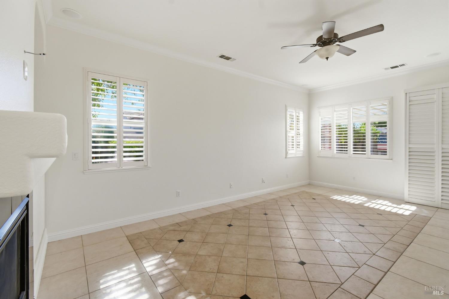 448 Three Rivers Court Vacaville, CA 95688 - Photo 11 of 44