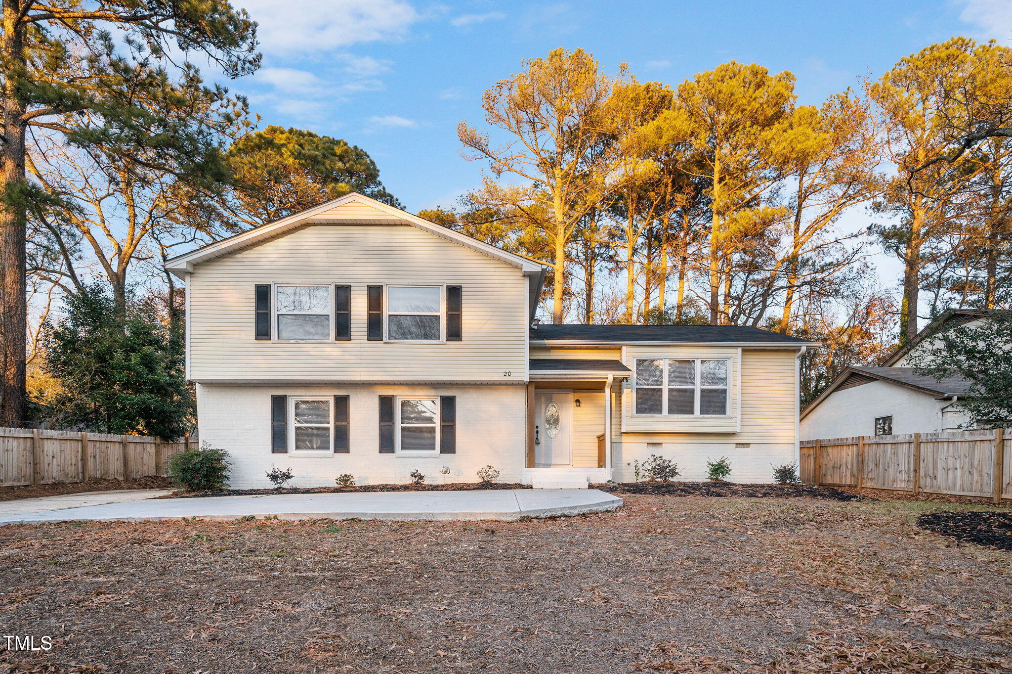 20 Lynn Road Raleigh, NC 27609 - Photo 1 of 32 20 Lynn Road Ra