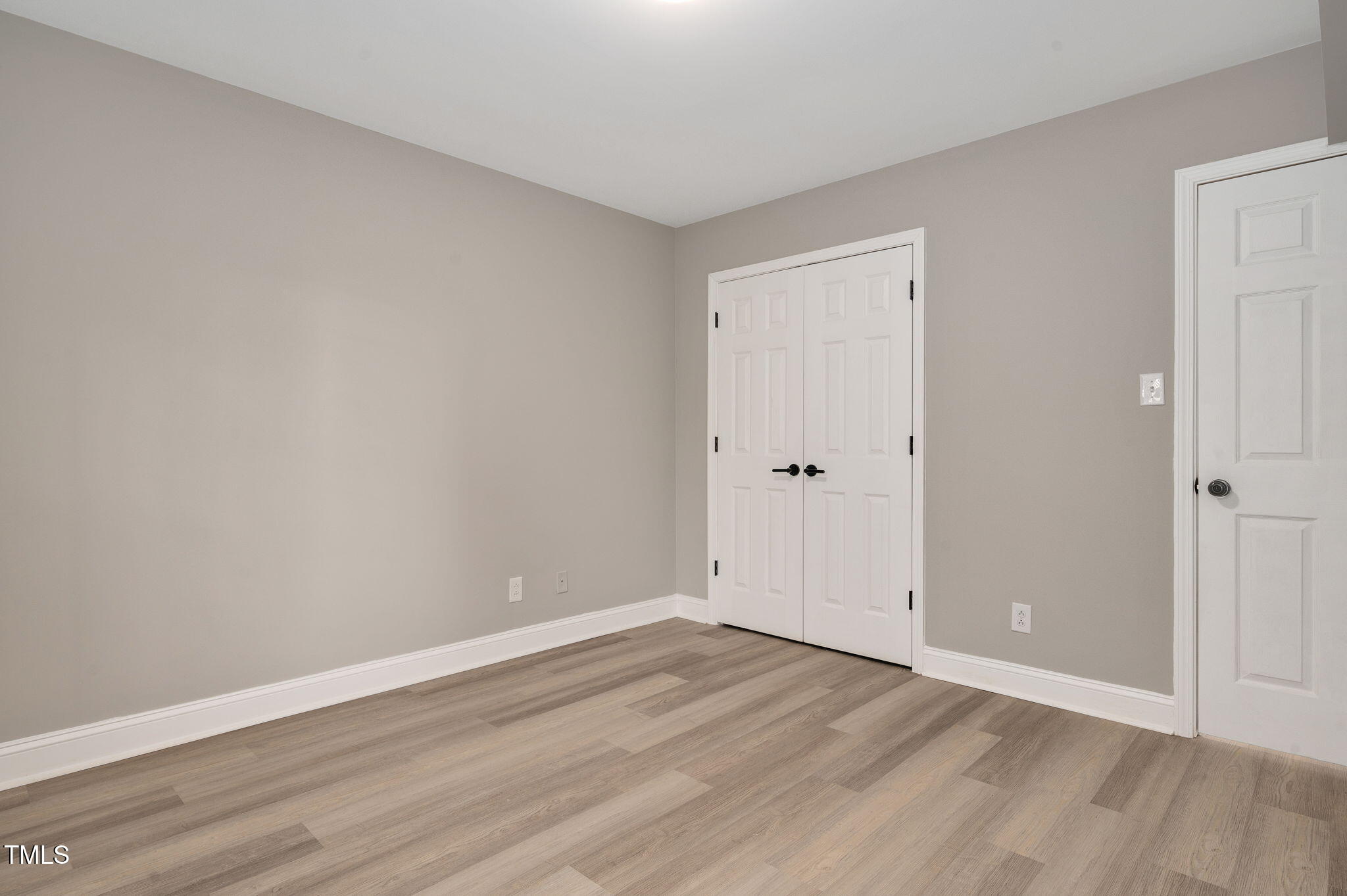 20 Lynn Road Raleigh, NC 27609 - Photo 18 of 32 20 Lynn Road Raleigh_JRKnowles_Photograp