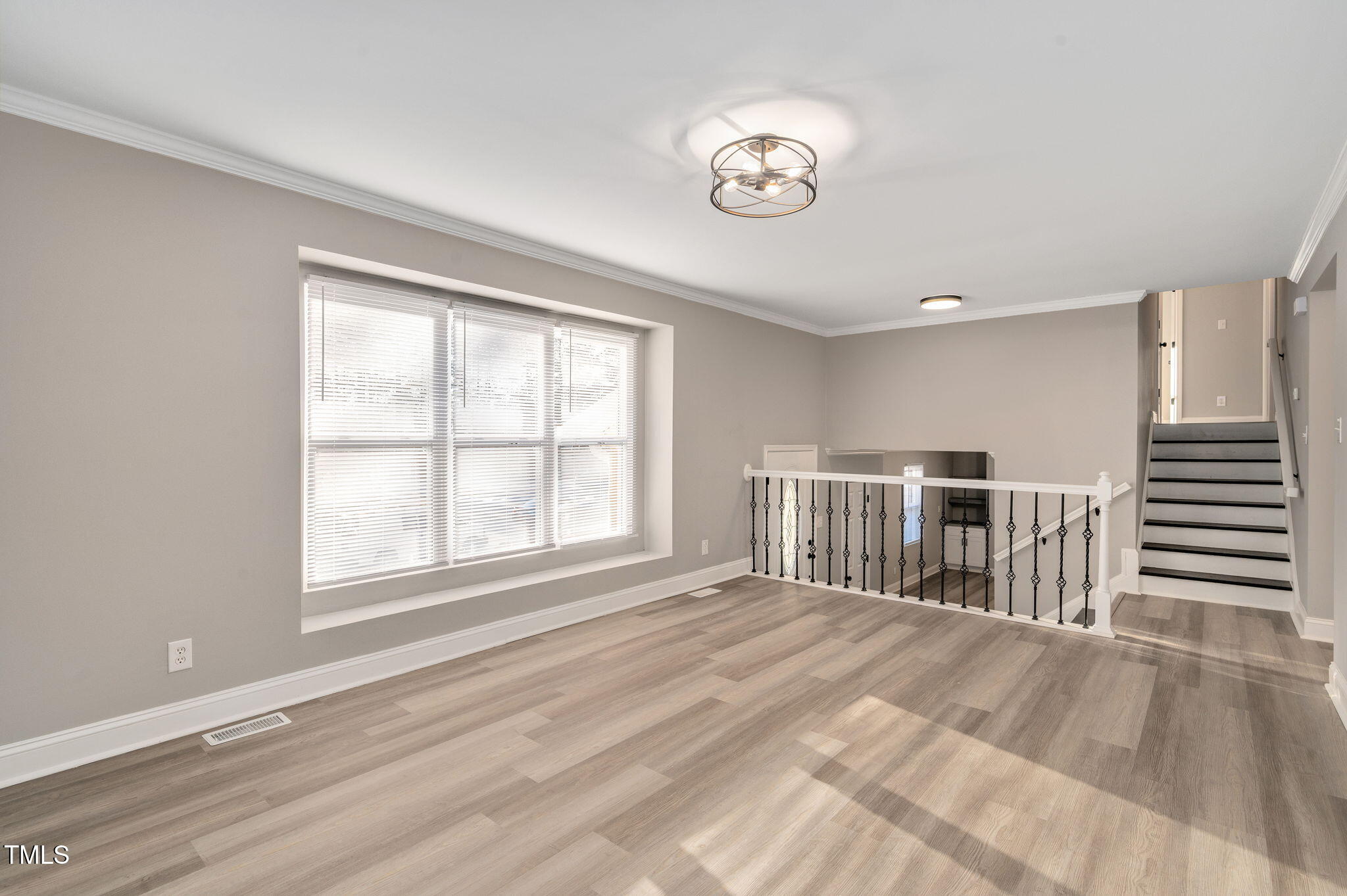 20 Lynn Road Raleigh, NC 27609 - Photo 5 of 32 20 Lynn Road Raleigh_JRKnowles_Photograp