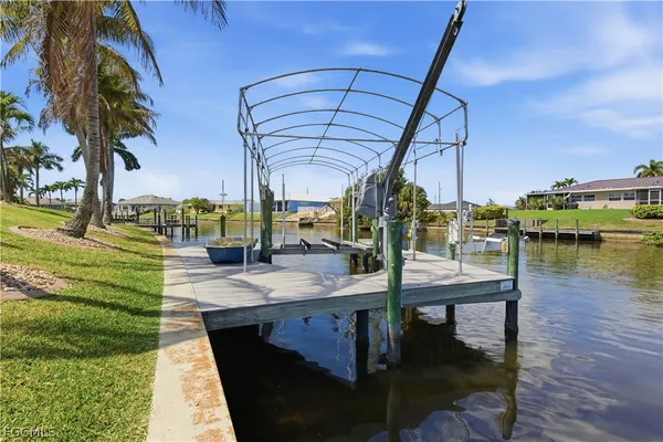 $2,999 | 1105 Southeast 13th Street, Cape Coral, FL 33990