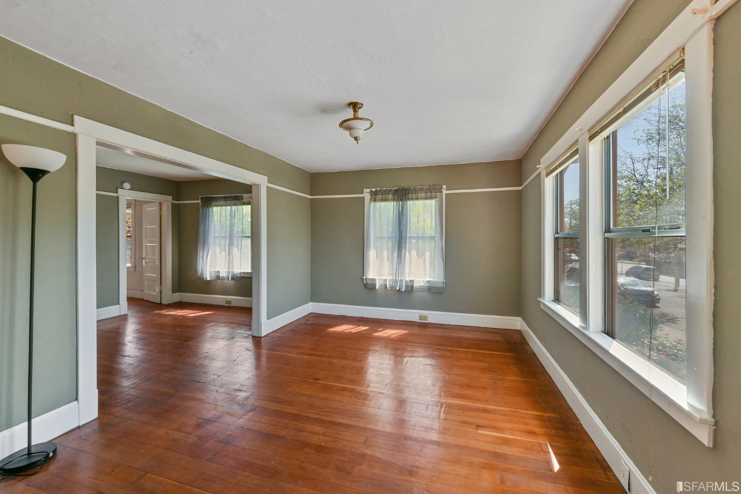 2437 Acton Street Berkeley, CA 94702 - Photo 10 of 36