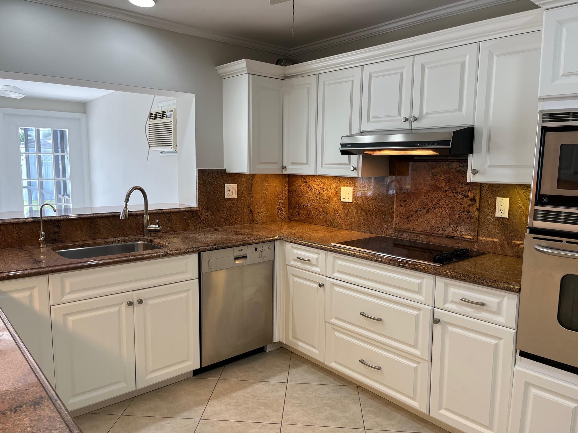 1288 Southwest 7th Street Boca Raton, FL 33486 - Photo 8 of 22 kit1
