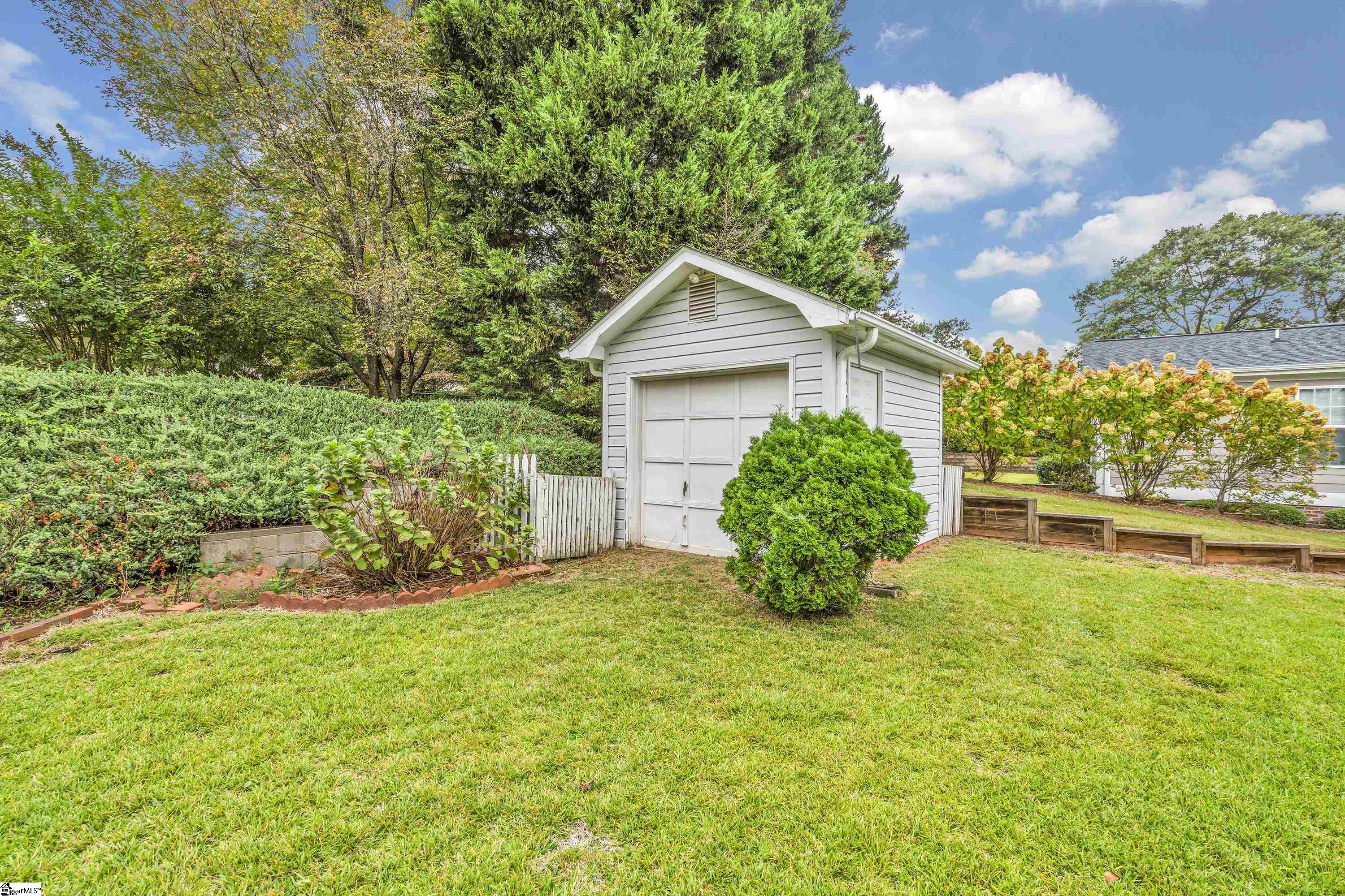 210 Spring Forest Road Greenville, SC 29615 - Photo 23 of 25