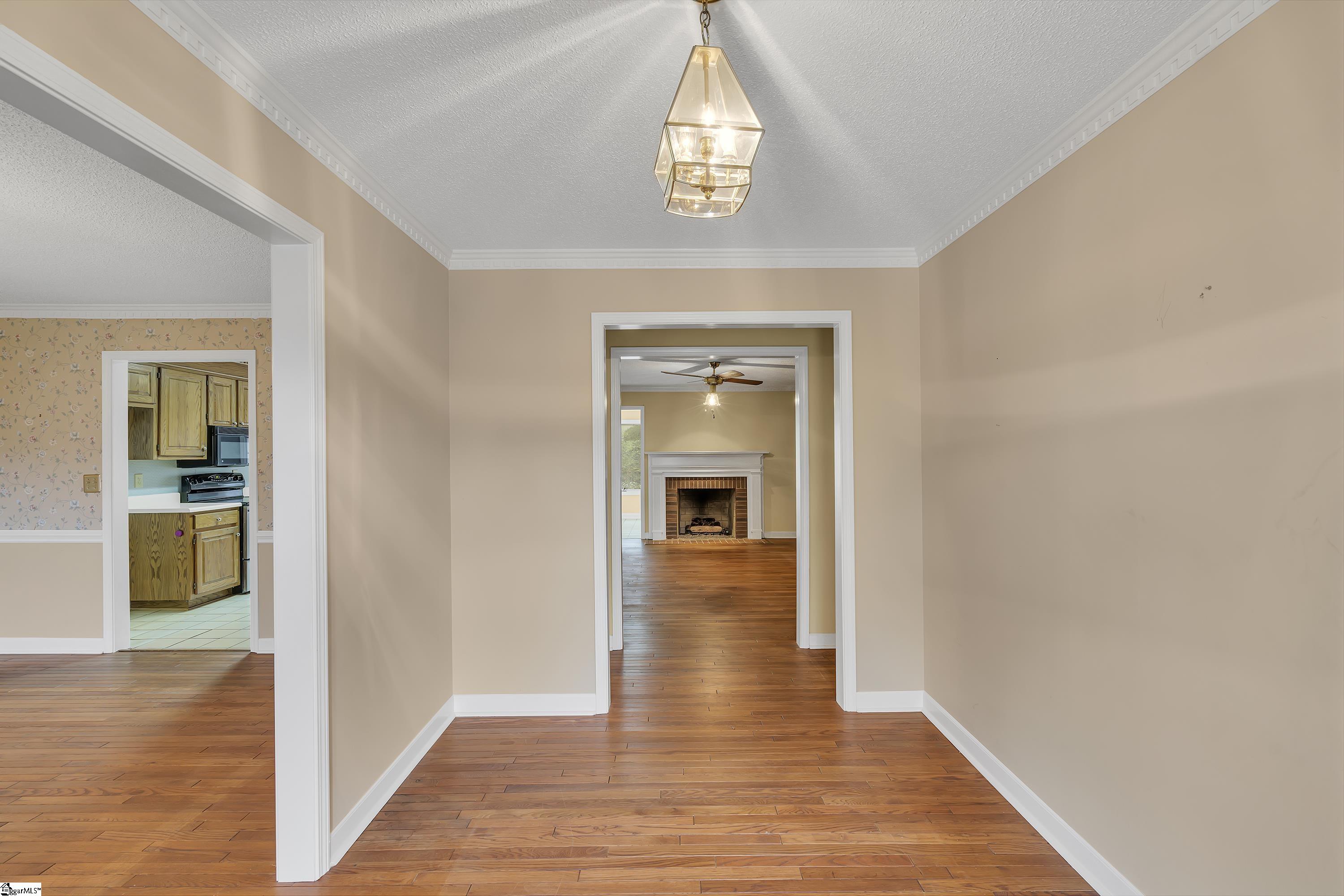 210 Spring Forest Road Greenville, SC 29615 - Photo 3 of 25