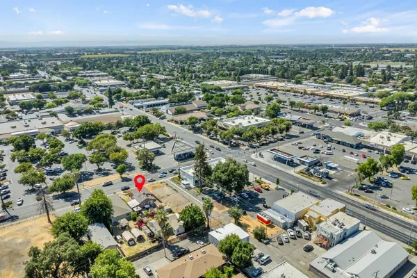 $395,000 | 421 West Street, Woodland, CA 95695