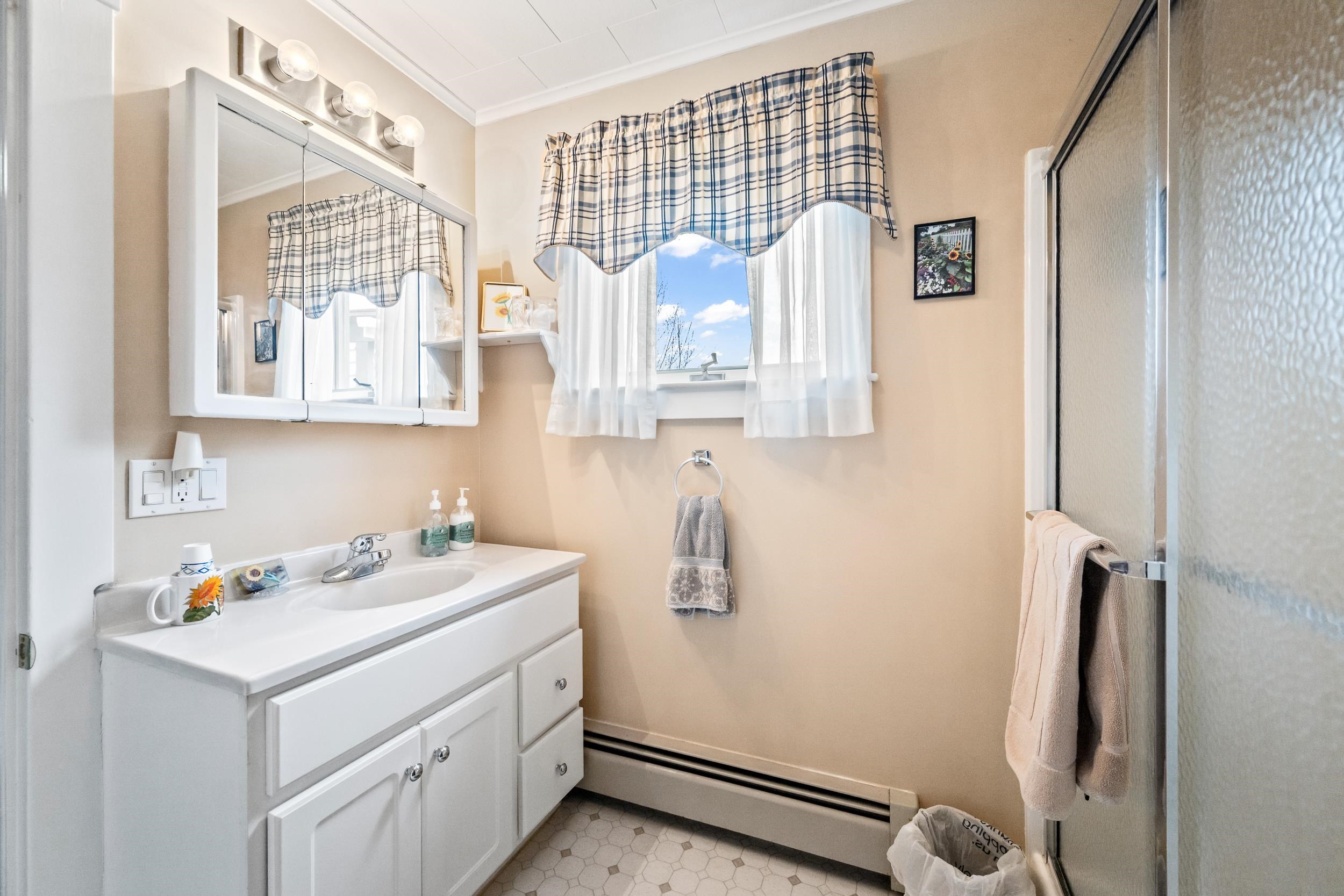 7 Pleasant Street Lancaster, NH 03584 - Photo 31 of 51