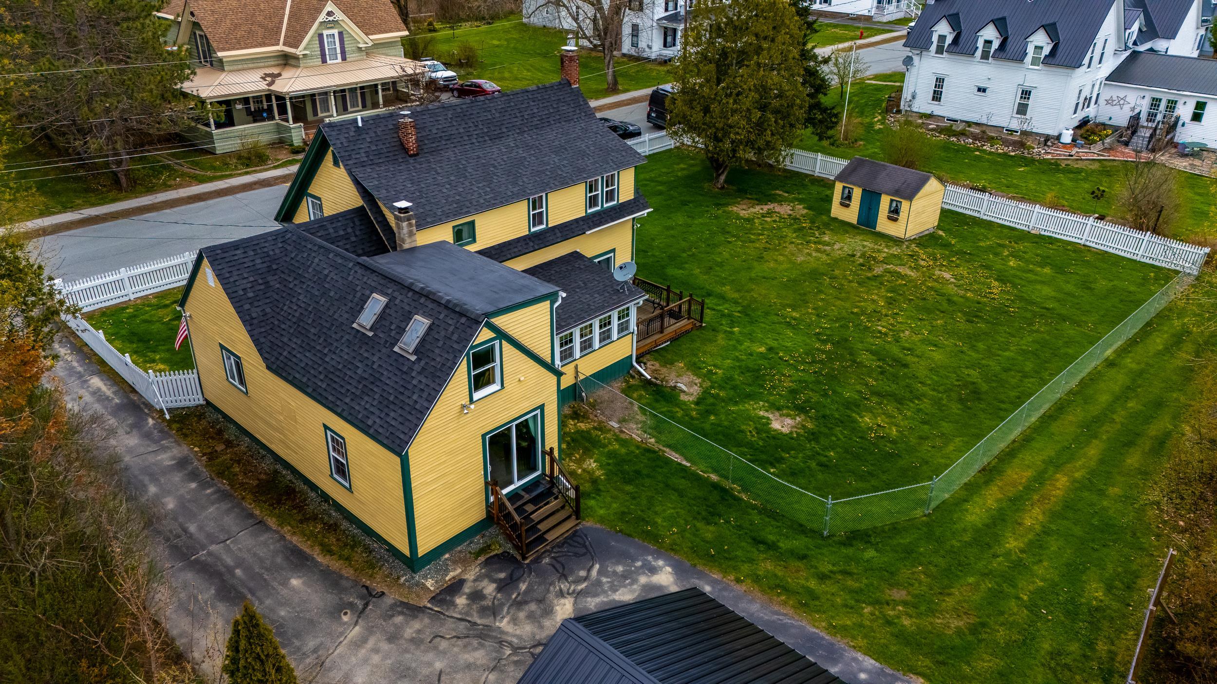 7 Pleasant Street Lancaster, NH 03584 - Photo 5 of 51
