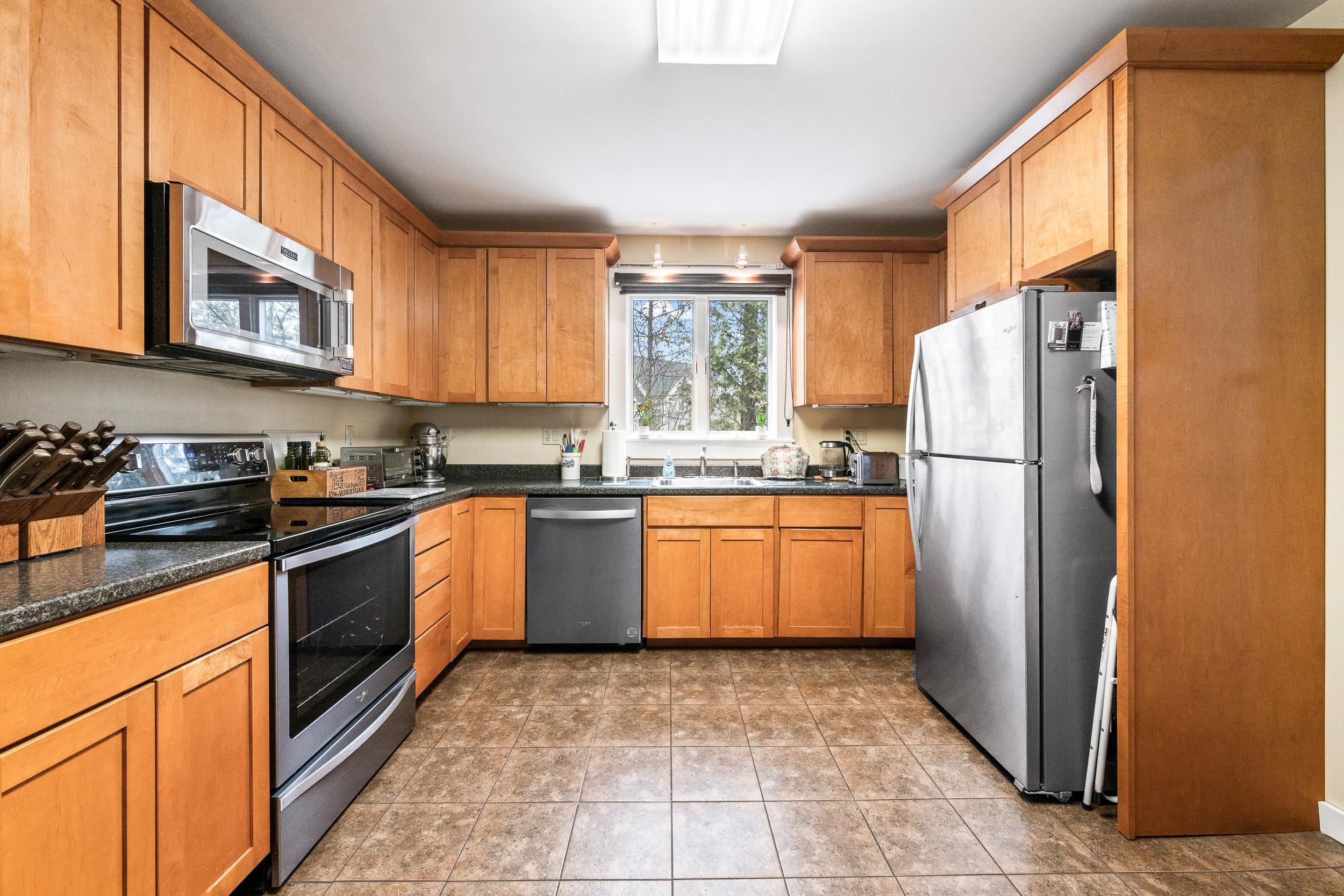 7 Pleasant Street Lancaster, NH 03584 - Photo 6 of 51