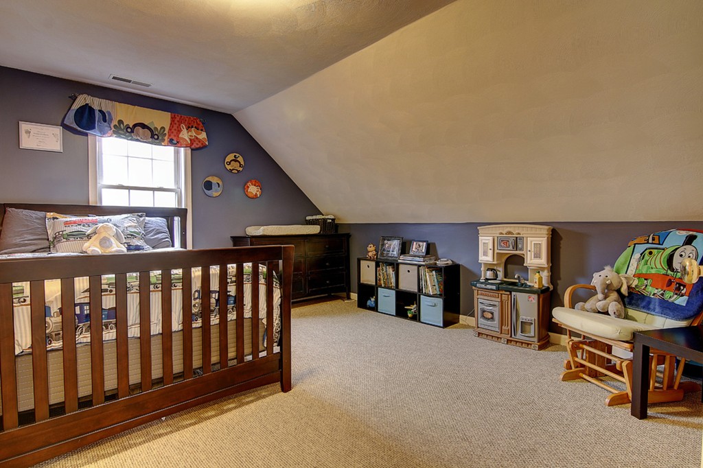179 Lonsdale Farm Road Cumberland, RI 02864 - Photo 24 of 30 Gallery Image 24