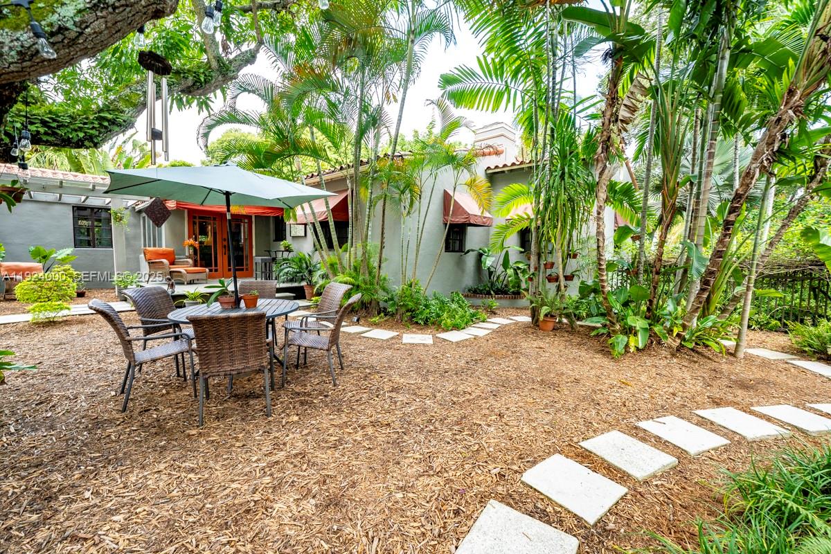 492 Northeast 55th Street Miami, FL 33137 - Photo 38 of 56