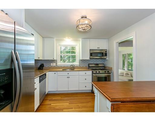 128 Harding Street Medfield, MA 02052 - Photo 3 of 20 Gallery Image 3