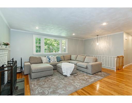 128 Harding Street Medfield, MA 02052 - Photo 7 of 20 Gallery Image 7