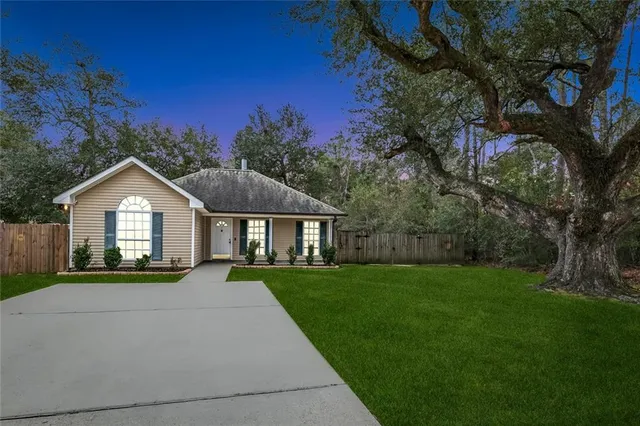$250,000 | 27414 Zelda Drive, Lacombe, LA 70445