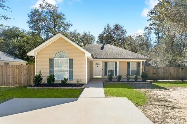 $250,000 | 27414 Zelda Drive, Lacombe, LA 70445