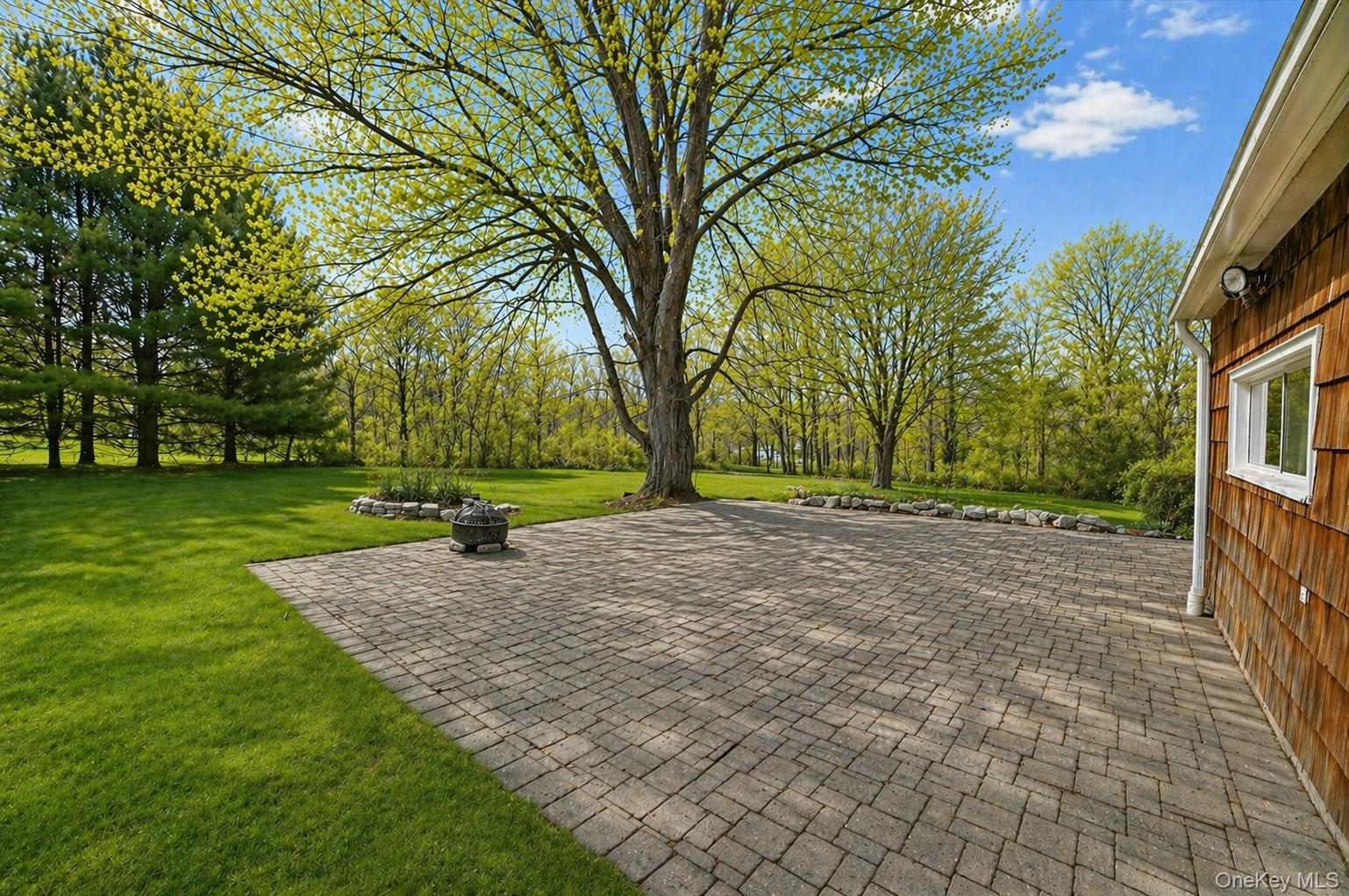 1835 Jacob Road Cortlandt Manor, NY 10567 - Photo 23 of 27