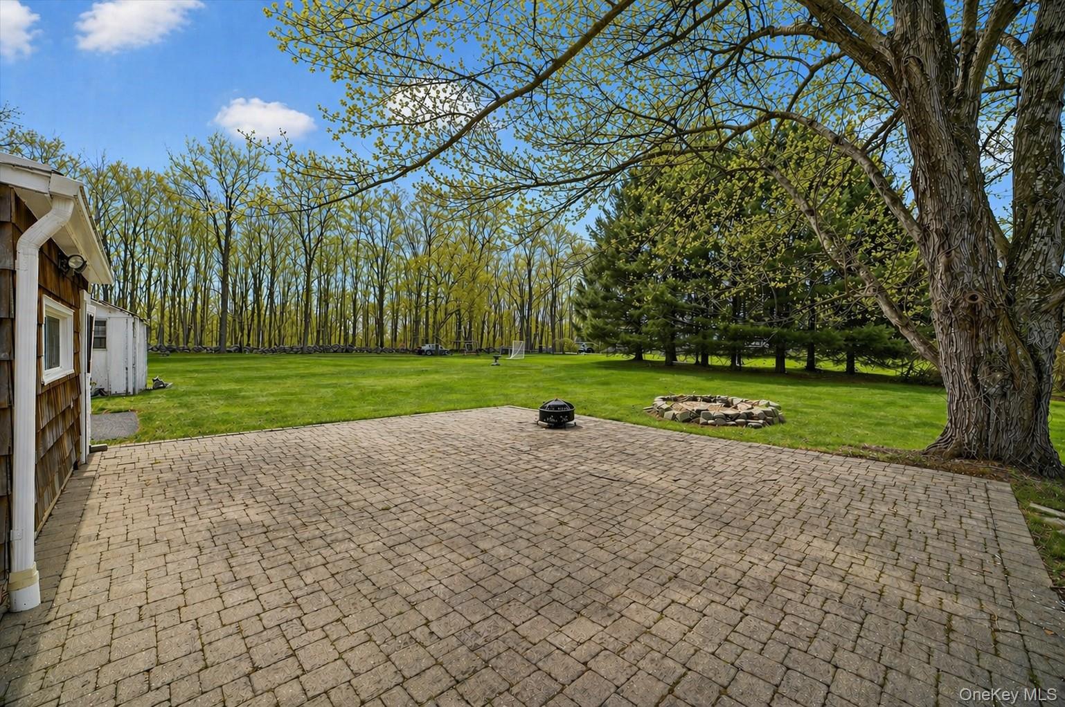 1835 Jacob Road Cortlandt Manor, NY 10567 - Photo 24 of 27 a view of a park with a large trees