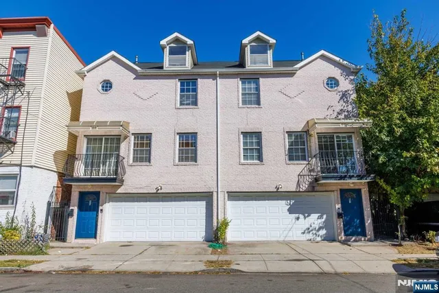 $2,600 | 87-89 Pine Street, Elizabeth, NJ 07206