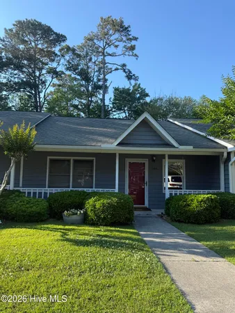 $1,750 | 600 North 35th Street, Unit 103, Morehead City, NC 28557