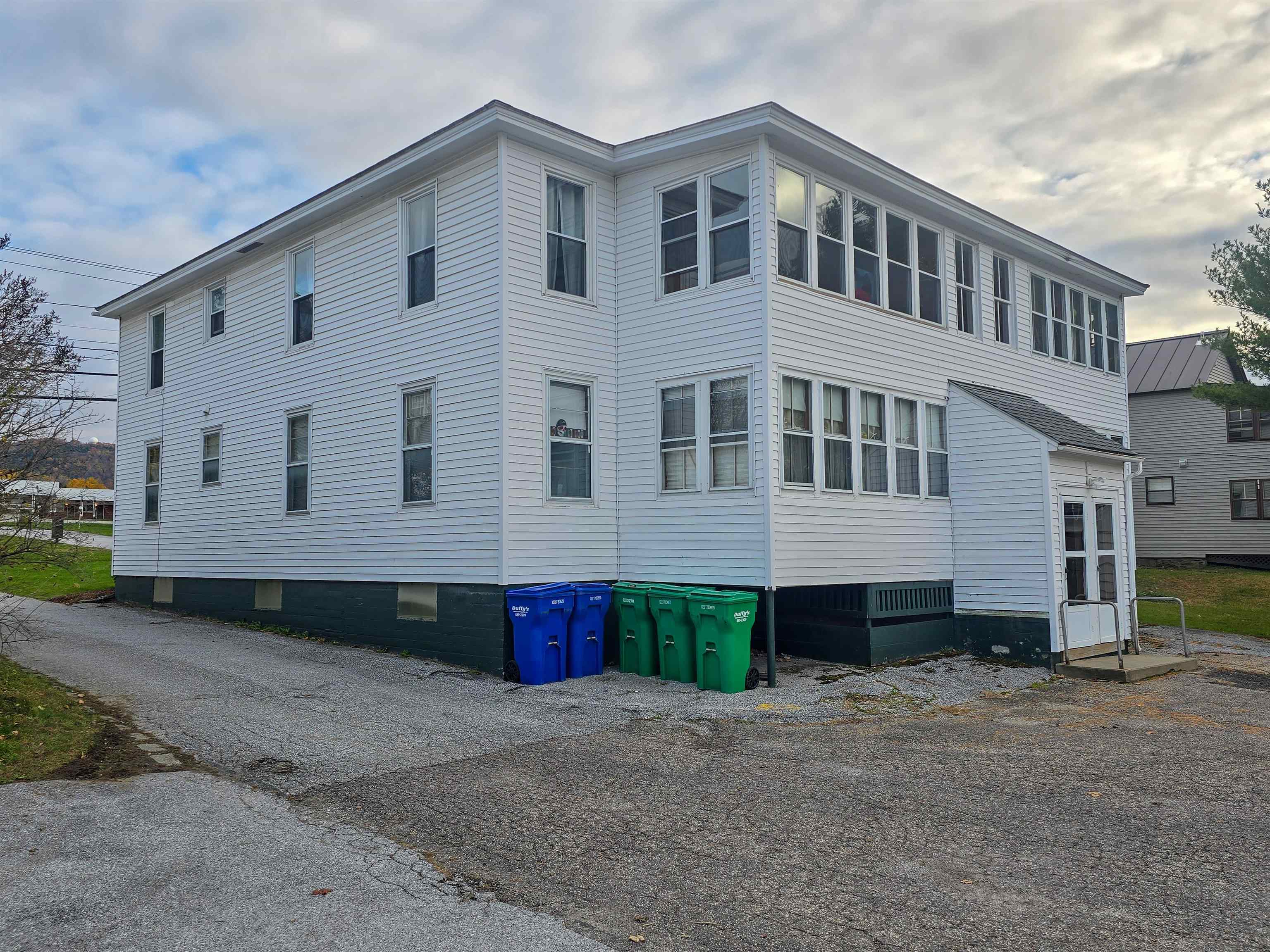 208 South Main Street St. Albans, VT 05478 - Photo 4 of 37