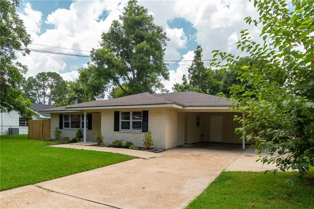 $230,000 | 4011 Leon Drive, Alexandria, LA 71303