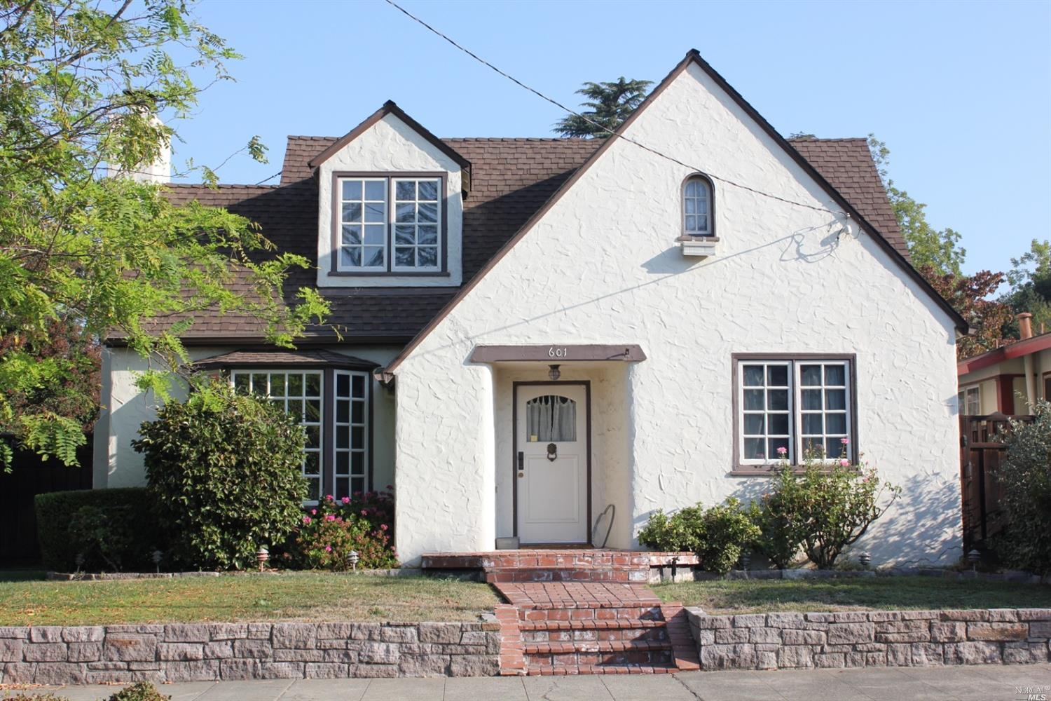 601 Nason Street Santa Rosa, CA 95404 - Photo 1 of 1 Welcome to 601 Nason Street in the classic Santa Rosa JC neighborhood. Charming 4 bedroom 2 bath home on a corner lot with a fenced in private backyard.