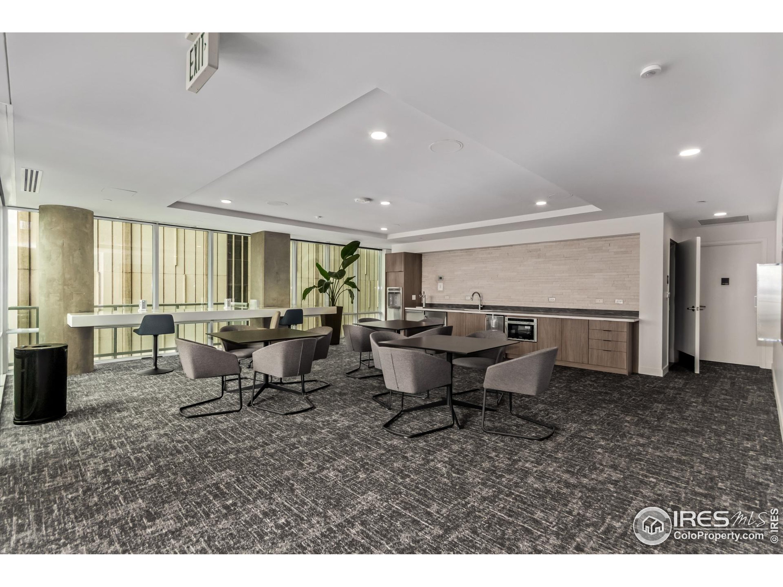 891 14th Street, Unit 3904 Denver, CO 80202 - Photo 33 of 39 a living room with furniture