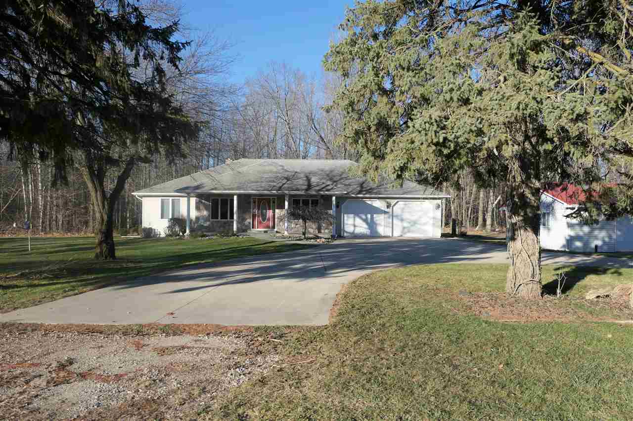 9571 East Baseline Road Mount Pleasant, MI 48858 - Photo 3 of 44 1882418-2.JPG