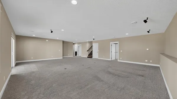 $819,500 | 1504 Century Corner Lane Northeast, Rochester, MN 55906