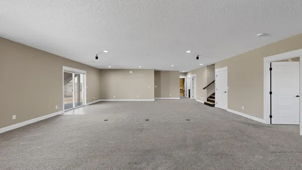 $819,500 | 1504 Century Corner Lane Northeast, Rochester, MN 55906