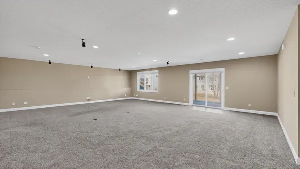 $819,500 | 1504 Century Corner Lane Northeast, Rochester, MN 55906