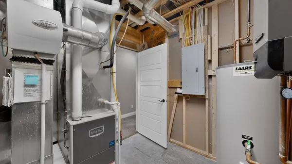 $819,500 | 1504 Century Corner Lane Northeast, Rochester, MN 55906