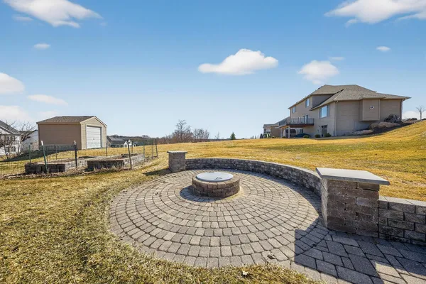 $819,500 | 1504 Century Corner Lane Northeast, Rochester, MN 55906