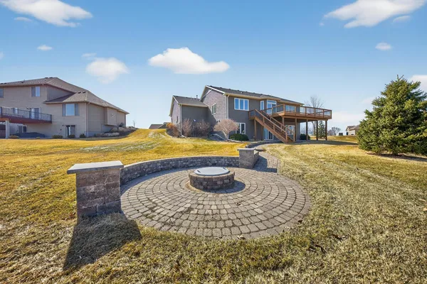 $819,500 | 1504 Century Corner Lane Northeast, Rochester, MN 55906