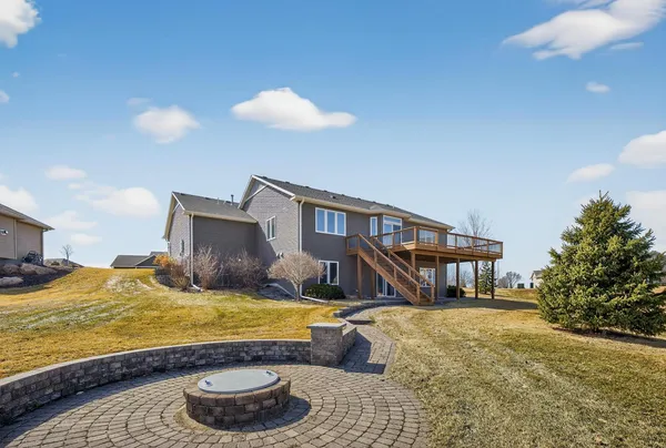 $819,500 | 1504 Century Corner Lane Northeast, Rochester, MN 55906