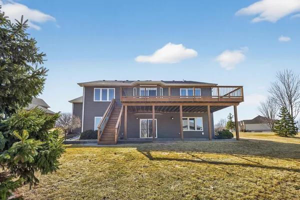 $819,500 | 1504 Century Corner Lane Northeast, Rochester, MN 55906