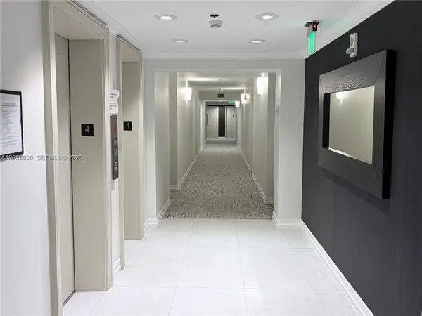 $2,500 | 2665 Southwest 37th Avenue, Unit 405, Miami, FL 33133
