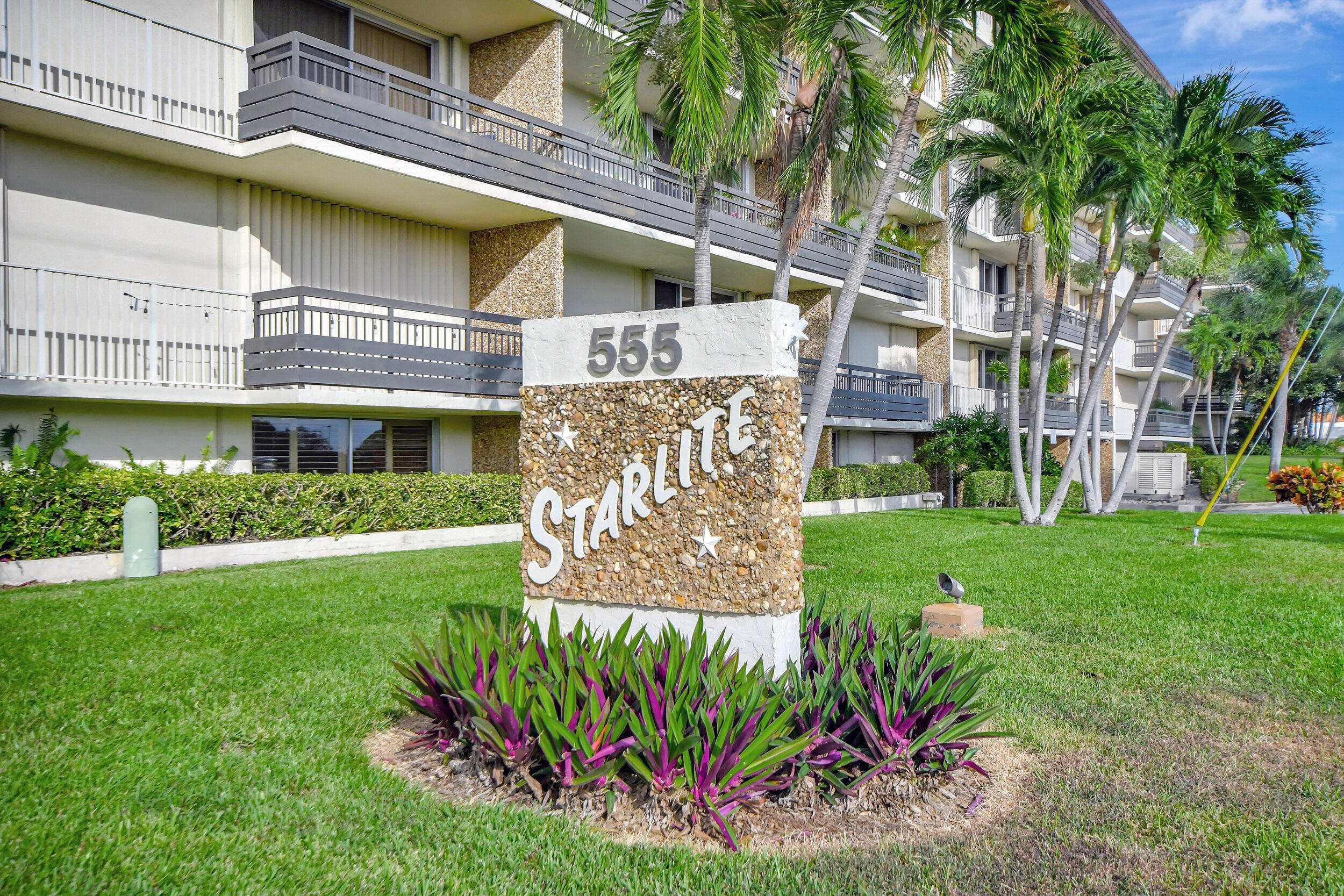 555 Northwest 4th Avenue, Unit 1240 Boca Raton, FL 33432 - Photo 29 of 31 Starlite Condo - East side of the bldg