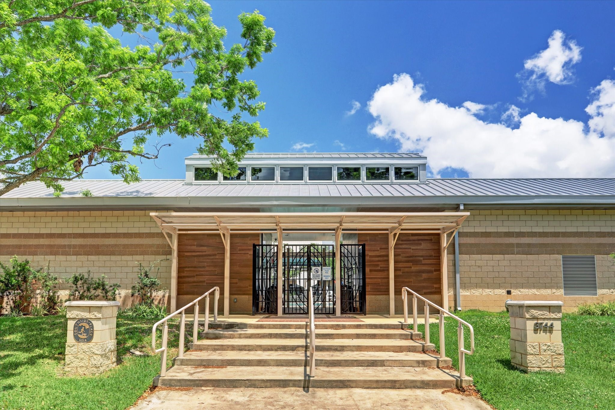3715 Garnet Street Houston, TX 77005 - Photo 47 of 50 Entrance to the Southside Pool.