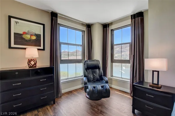 $2,000 | 29 Montelago Boulevard, Unit 202, Henderson, NV 89011