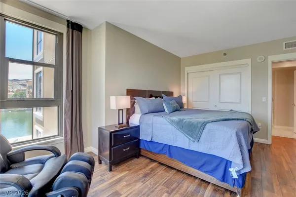 $2,000 | 29 Montelago Boulevard, Unit 202, Henderson, NV 89011
