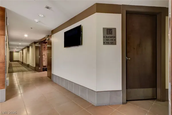 $2,000 | 29 Montelago Boulevard, Unit 202, Henderson, NV 89011
